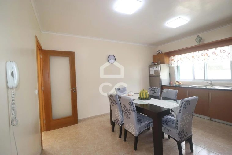 Moradia T4 para Venda em Mosteiros Foto 19