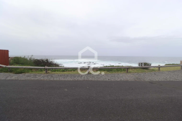 Moradia T4 para Venda em Mosteiros Foto 43