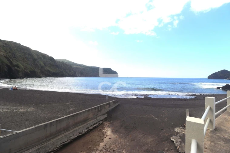 Moradia T4 para Venda em Mosteiros Foto 48