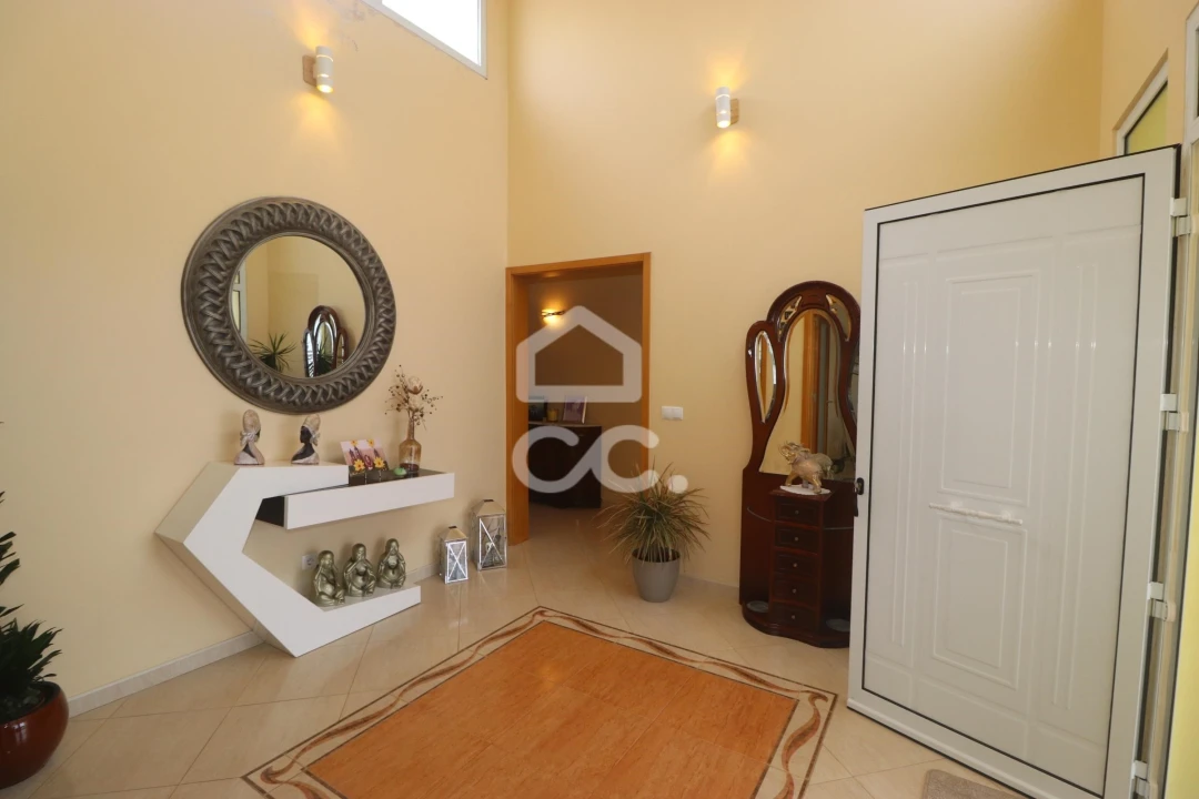 Moradia T4 para Venda em Mosteiros Foto 12