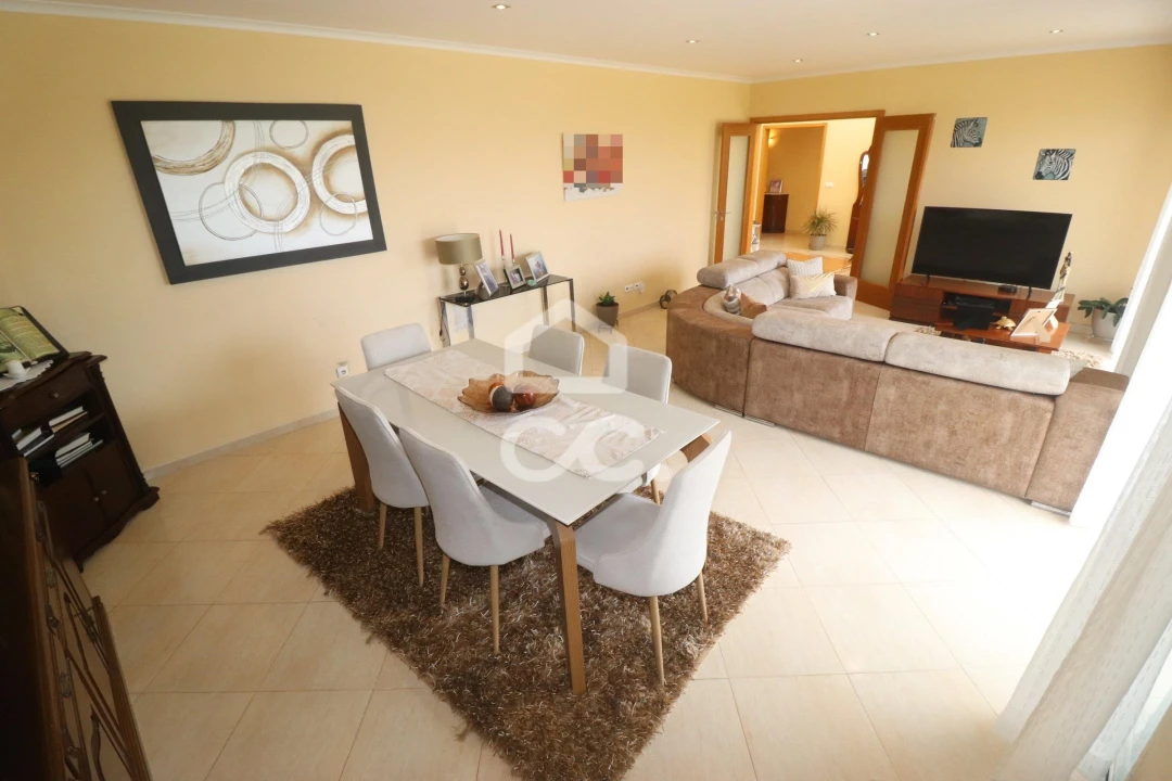 Moradia T4 para Venda em Mosteiros Foto 17