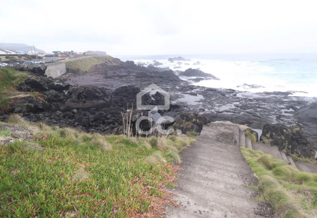 Moradia T4 para Venda em Mosteiros Foto 46