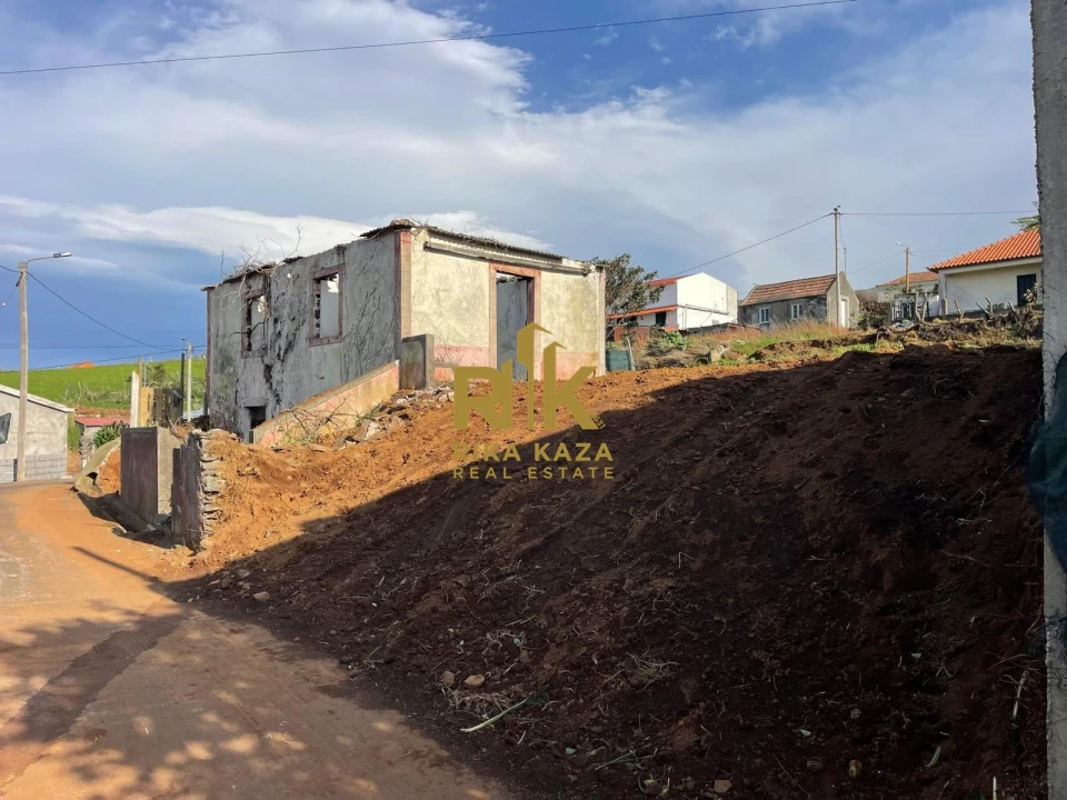 Moradia T3 para Venda em Ponta do Pargo Foto 4