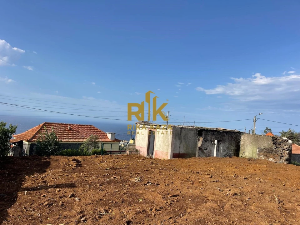 Moradia T3 para Venda em Ponta do Pargo Foto 9