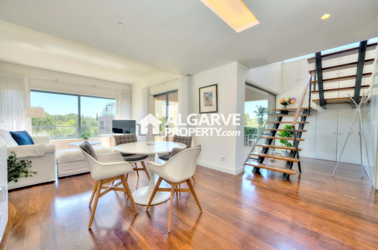 Apartamento T3 para Venda em Quarteira Foto 3