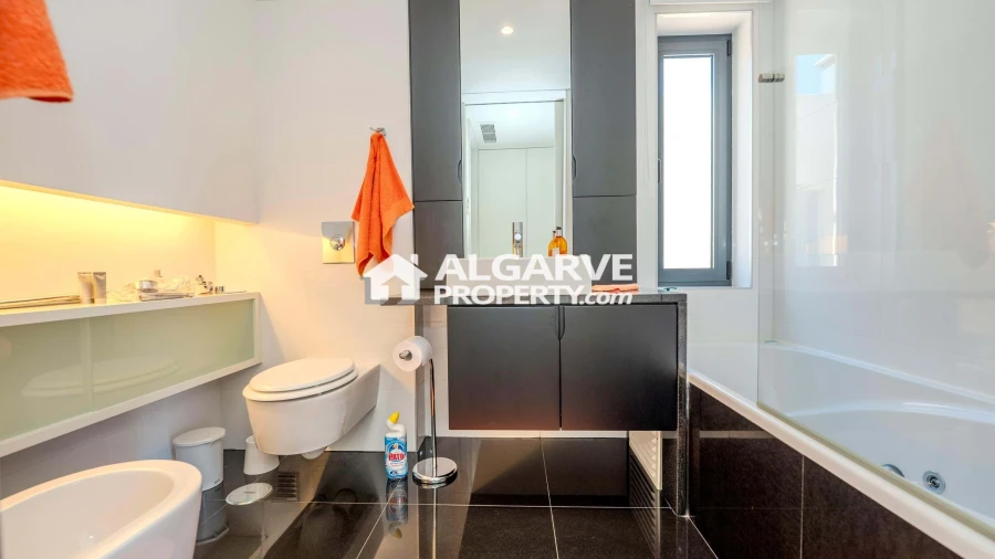 Apartamento T3 para Venda em Quarteira Foto 24