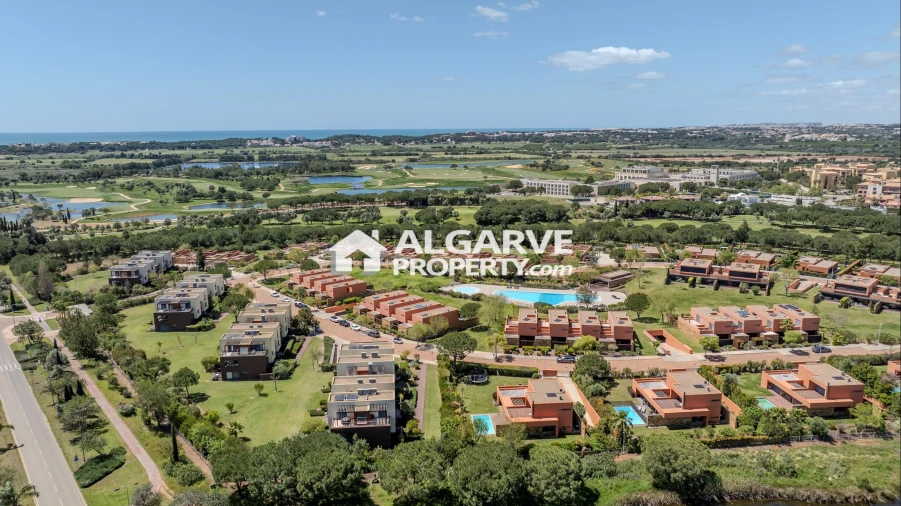 Apartamento T3 para Venda em Quarteira Foto 38