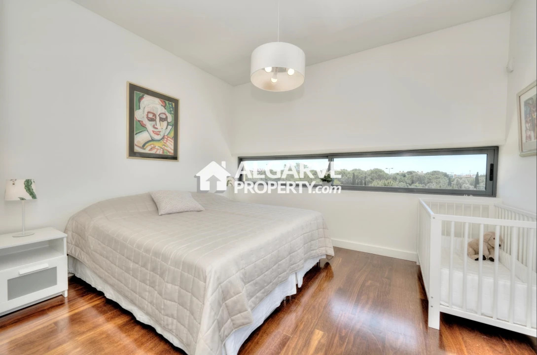 Apartamento T3 para Venda em Quarteira Foto 18