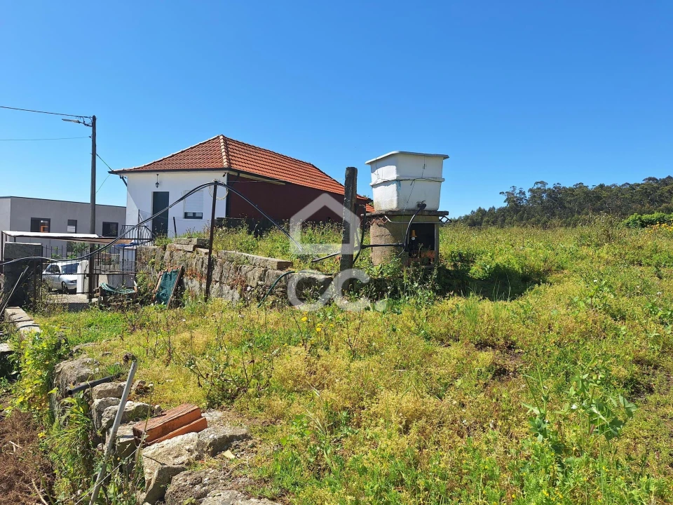 Terreno para Venda em Penamaior Foto 3