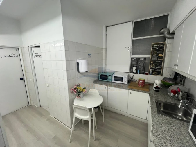 Armazém para Venda em Marvila Foto 2