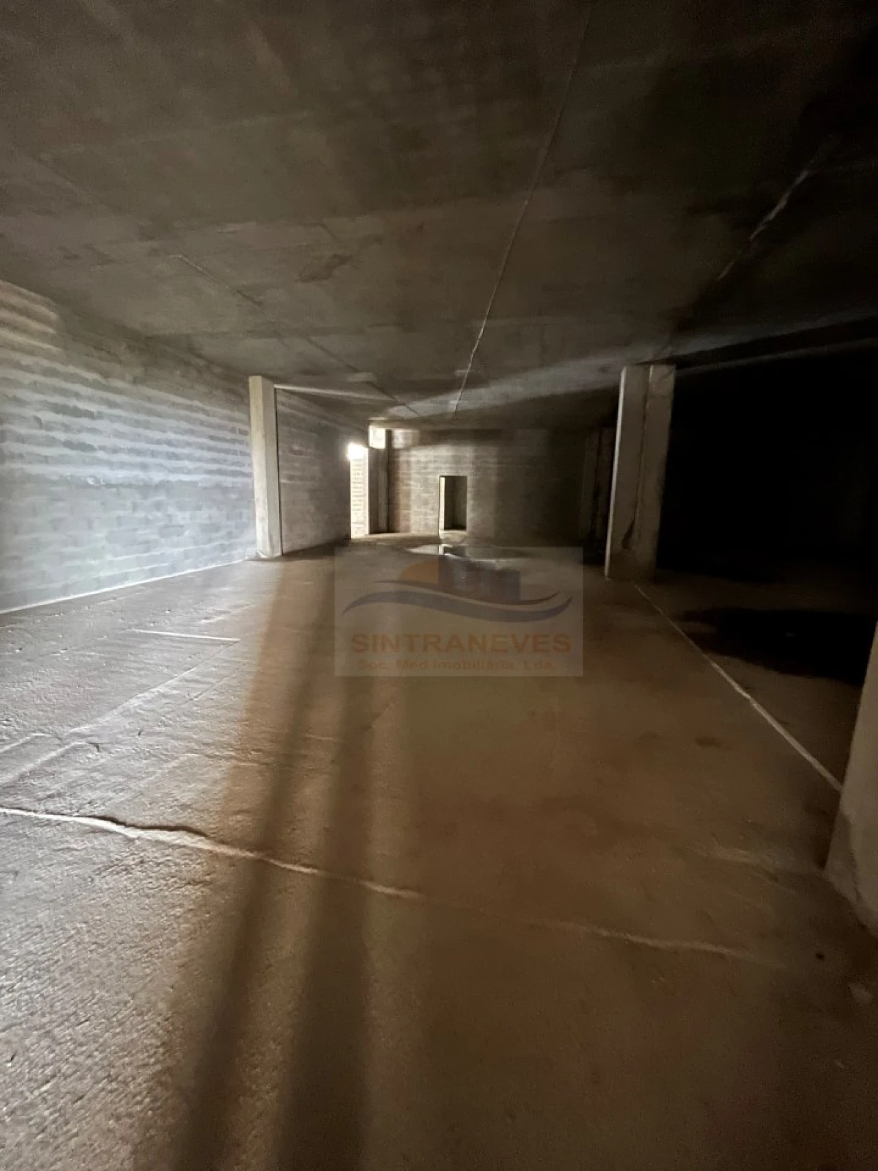 Armazém para Venda em Sacavém e Prior Velho Foto 5