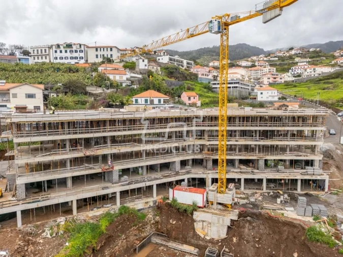 Apartamento T2 para Venda em Calheta Foto 24