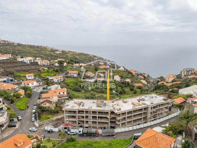 Apartamento T3 para Venda em Calheta Foto 22