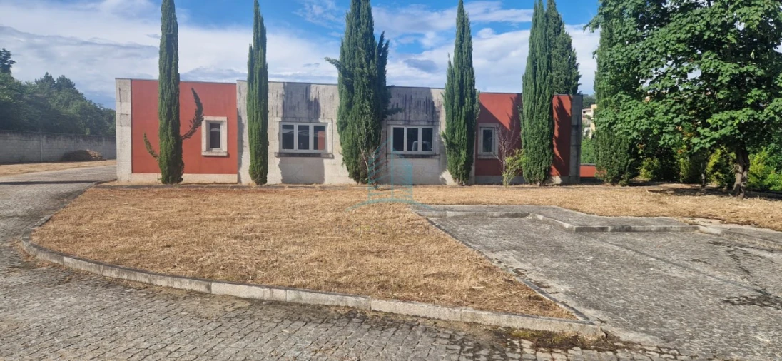 Moradia T4 para Venda em Vila Boa do Bispo Foto 33