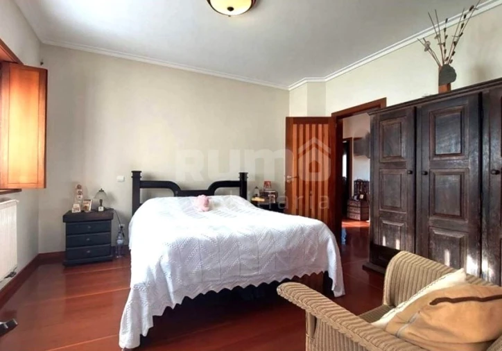 Moradia T5 para Venda em Santa Maria Maior e Monserrate e Meadela Foto 7