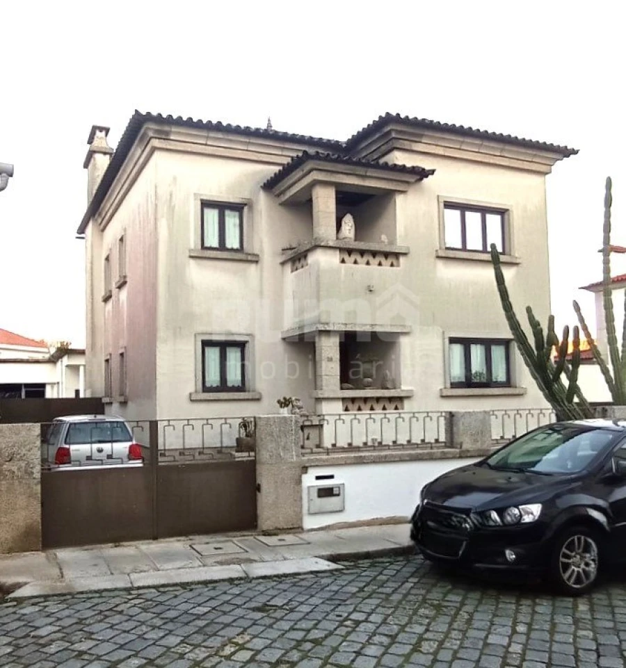 Moradia T5 para Venda em Santa Maria Maior e Monserrate e Meadela Foto 14