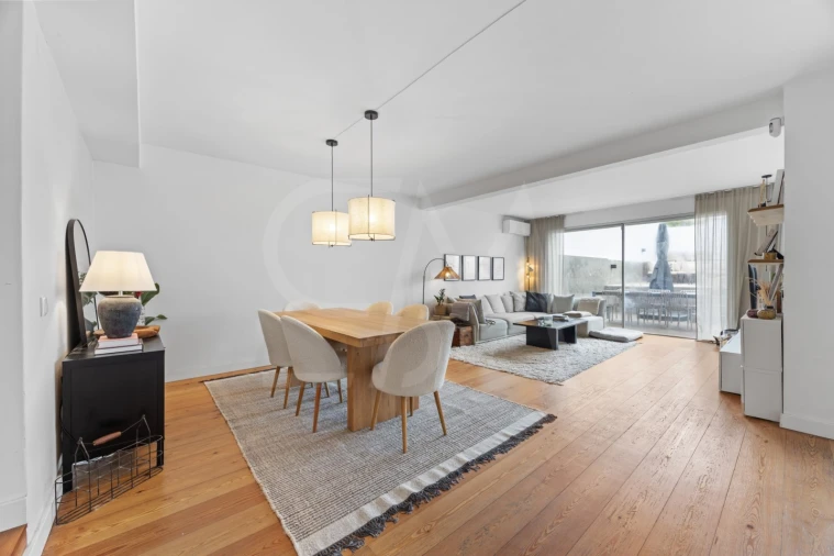 Moradia T2 para Venda em Ajuda Foto 4