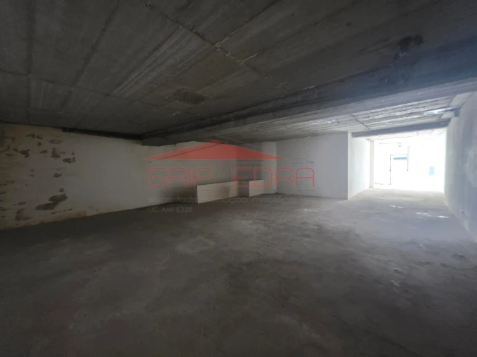 Loja para Venda em Alto do Seixalinho, Santo André e Verderena Foto 3