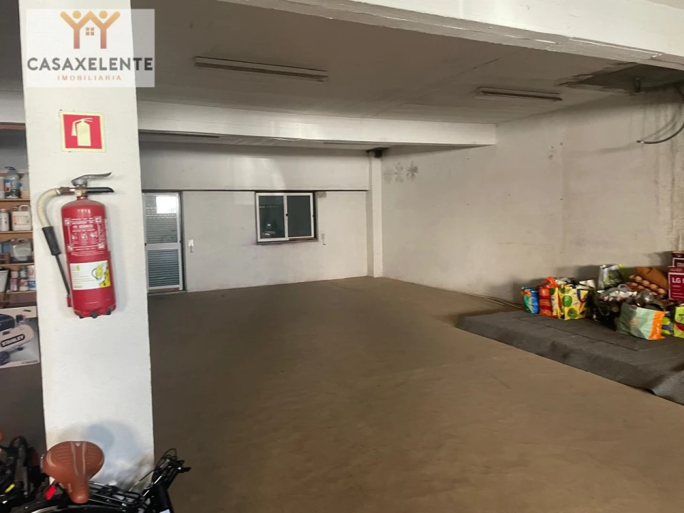 Prédio para Venda em Camarate, Unhos e Apelação Foto 34