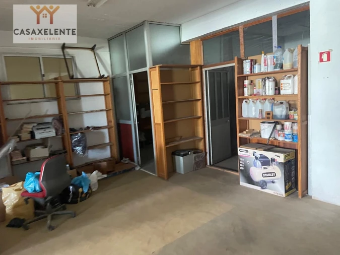 Prédio para Venda em Camarate, Unhos e Apelação Foto 37