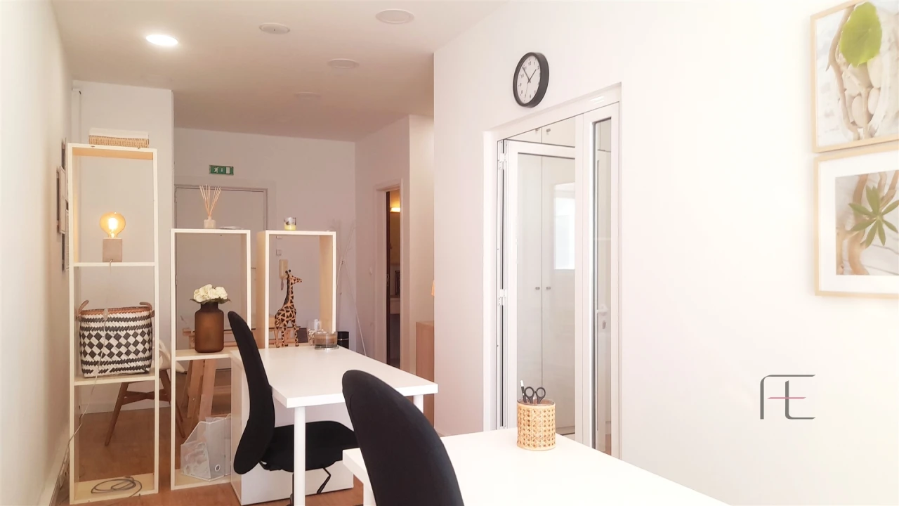 Escritório para Arrendamento em Ramalde Foto 12