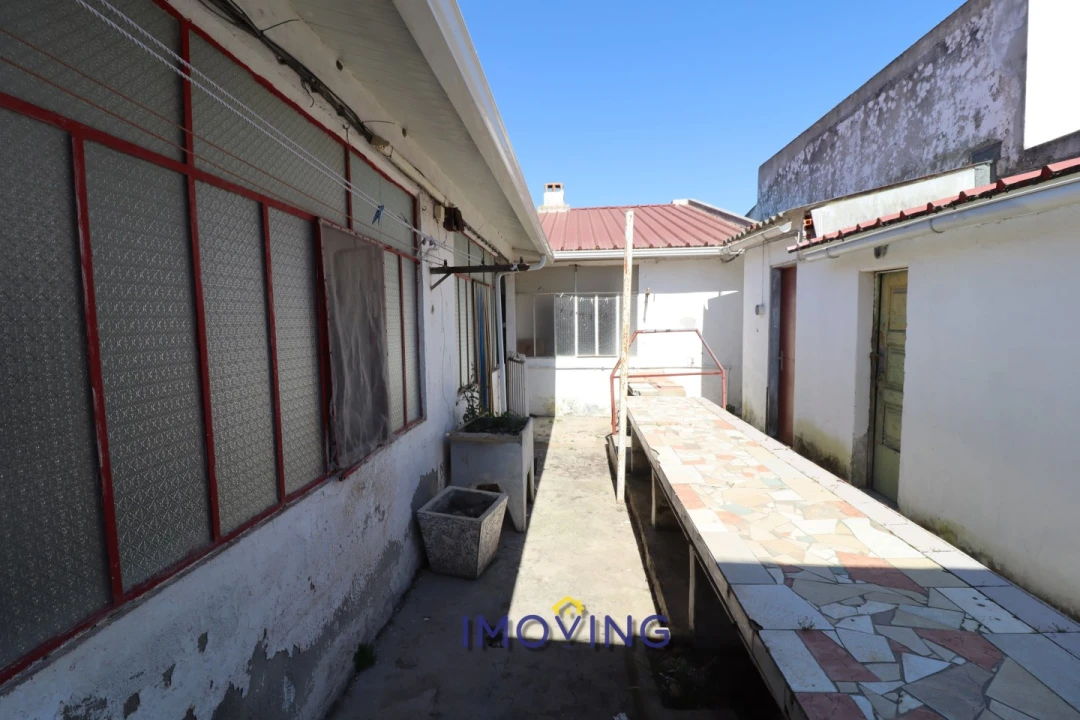 Moradia T4 para Venda em Baixa da Banheira e Vale da Amoreira Foto 14