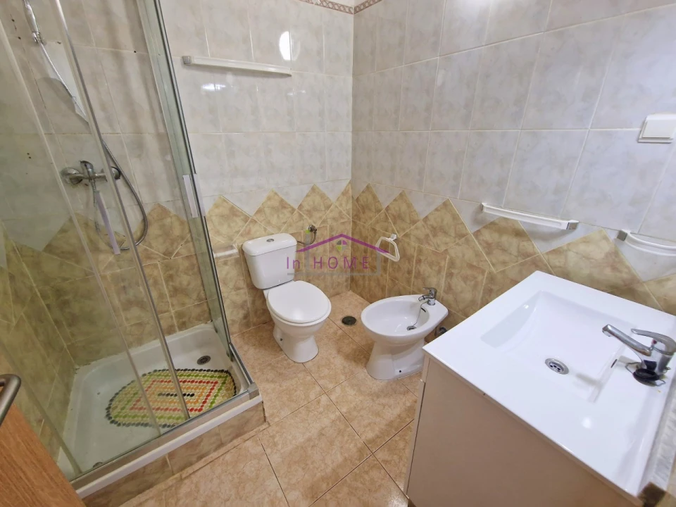 Moradia T5 para Venda em Loule (São Sebastião) Foto 26