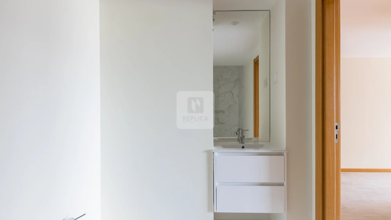 Apartamento T1 para Arrendamento em Bonfim Foto 16