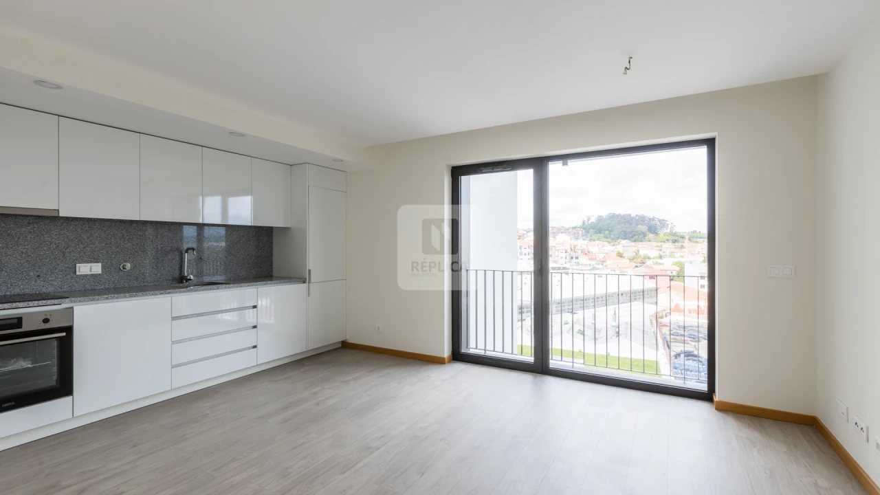 Apartamento T1 para Arrendamento em Bonfim Foto 2