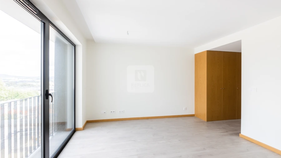 Apartamento T1 para Arrendamento em Bonfim Foto 6