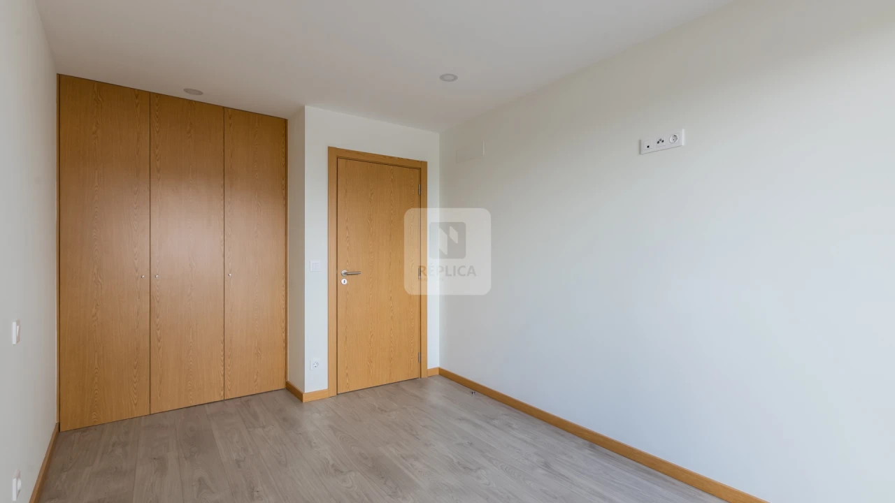 Apartamento T1 para Arrendamento em Bonfim Foto 13