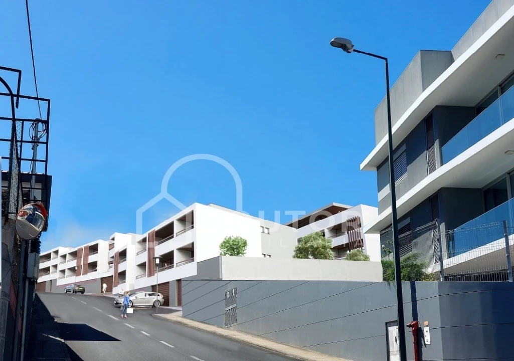 Apartamento T1 para Venda em São Martinho Foto 18