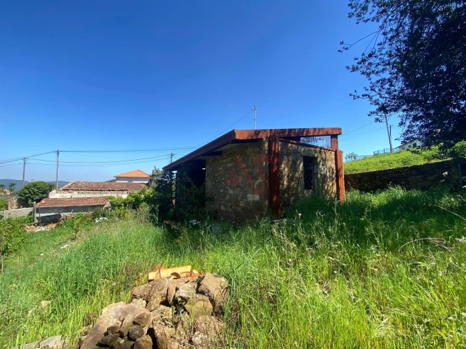 Quinta T3 para Venda em Lamelas e Guimarei Foto 15