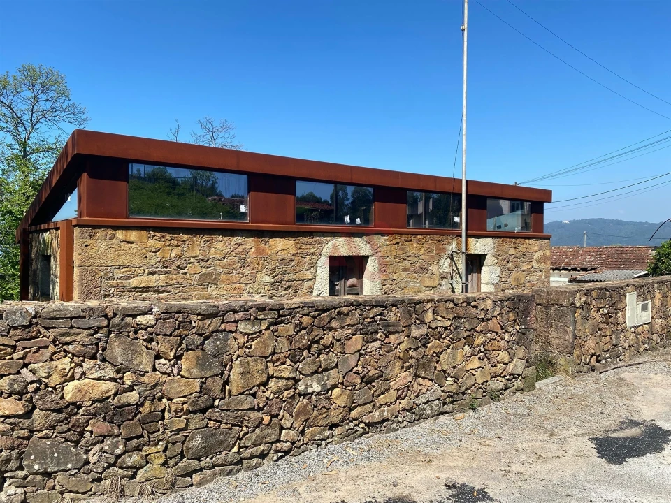 Quinta T3 para Venda em Lamelas e Guimarei Foto 1