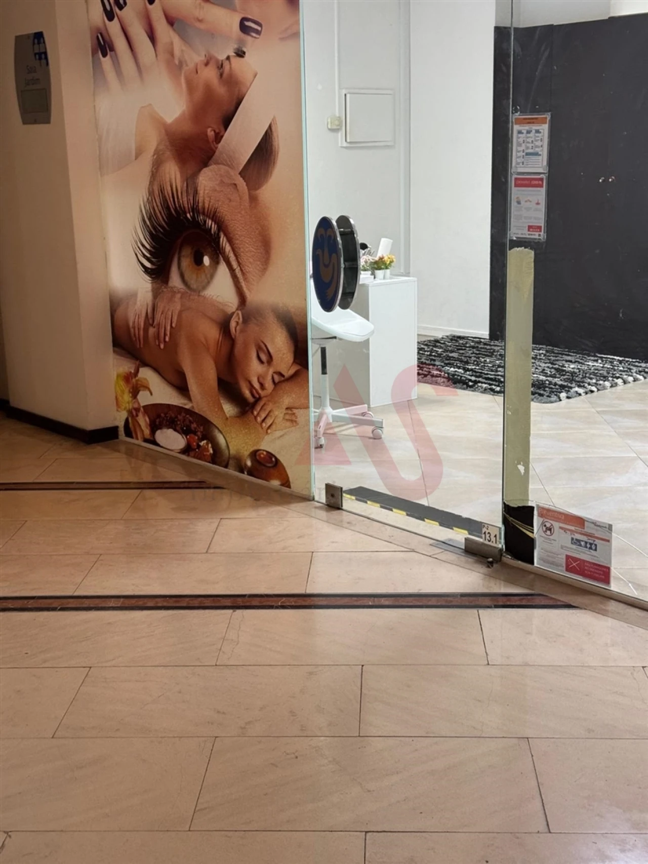 Loja para Venda em Albufeira e Olhos de Água Foto 3