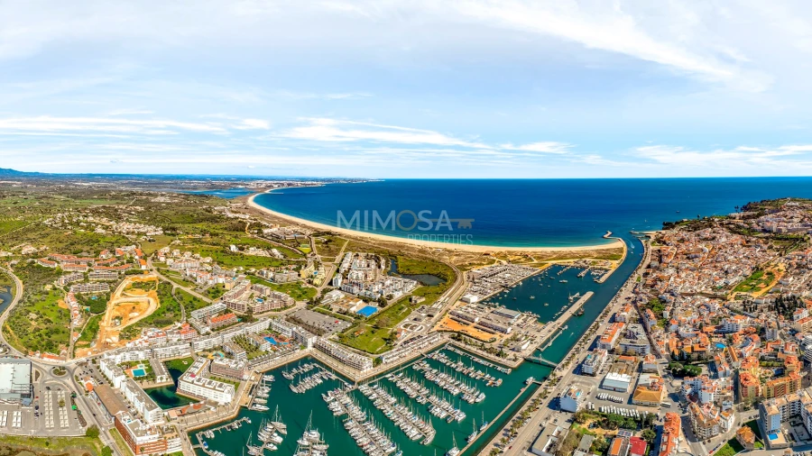 Moradia T1 para Venda em Lagos (São Sebastião e Santa Maria) Foto 18