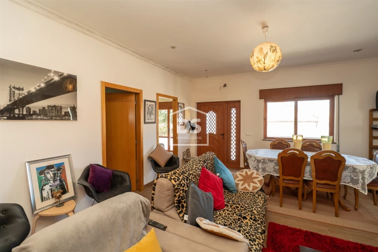 Moradia T5 para Venda em Lavos Foto 30