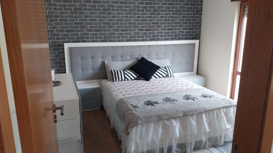 Moradia T5 para Venda em Lavos Foto 40