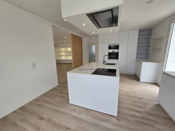 Moradia T3 para Venda em Vau