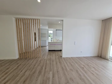 Moradia T3 para Venda em Vau