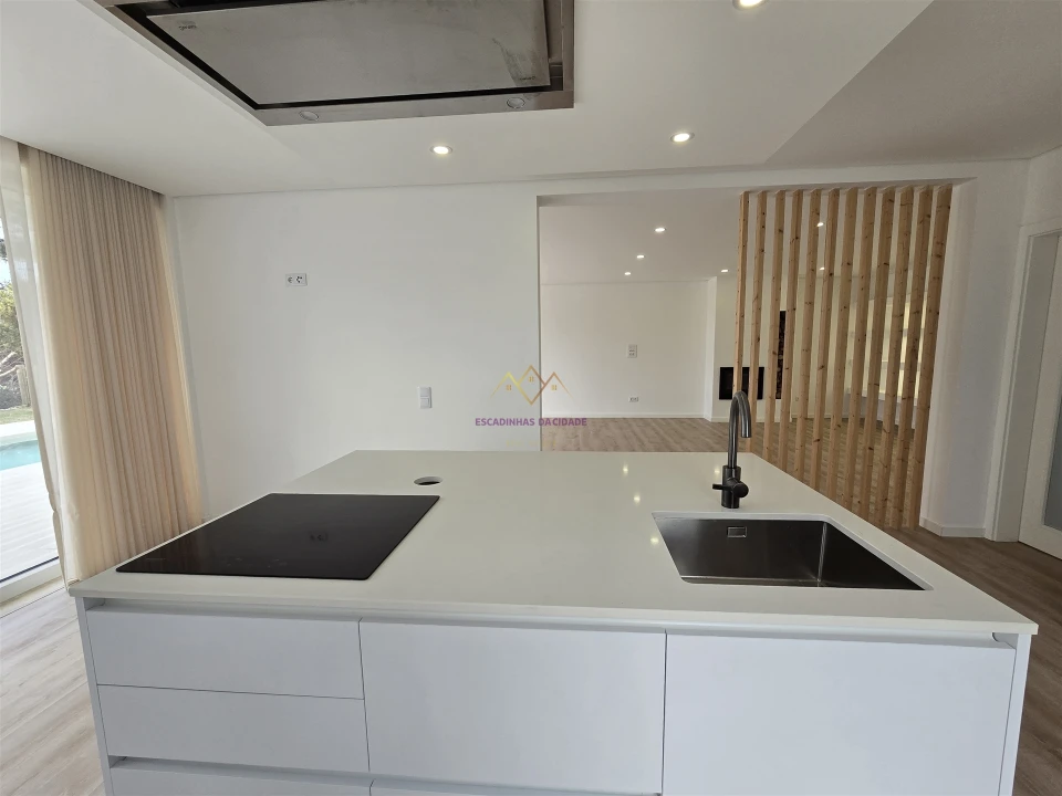 Moradia T3 para Venda em Vau Foto 11