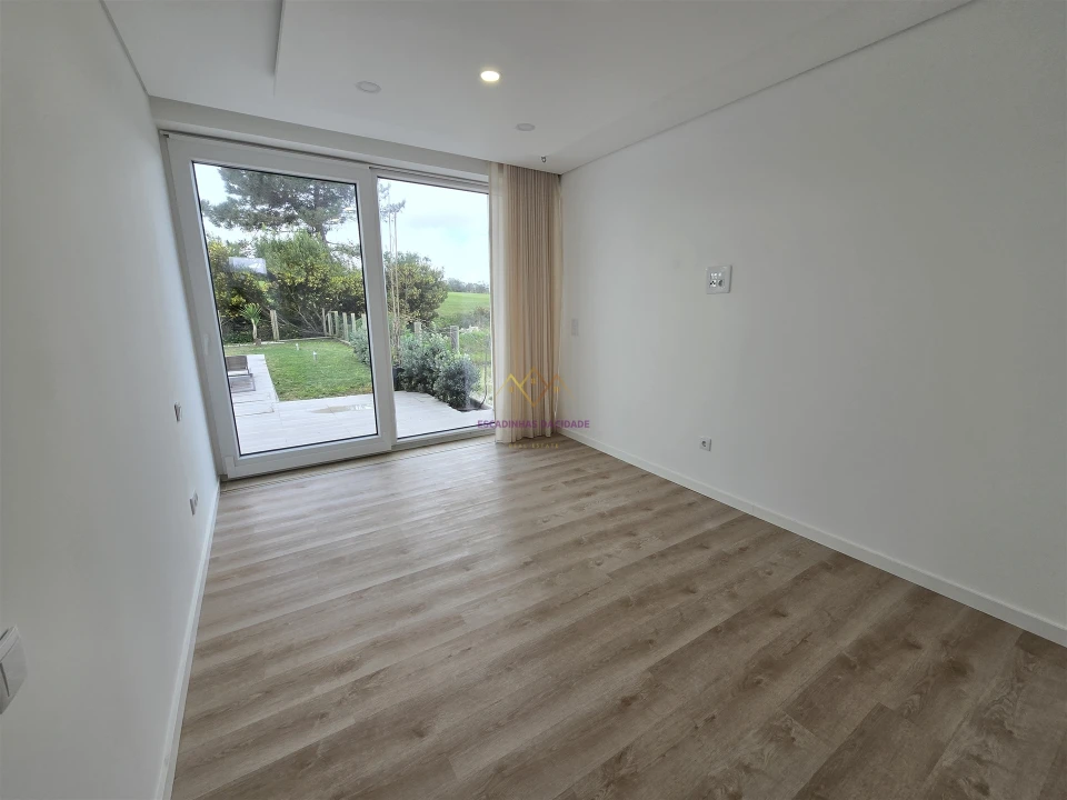 Moradia T3 para Venda em Vau Foto 25
