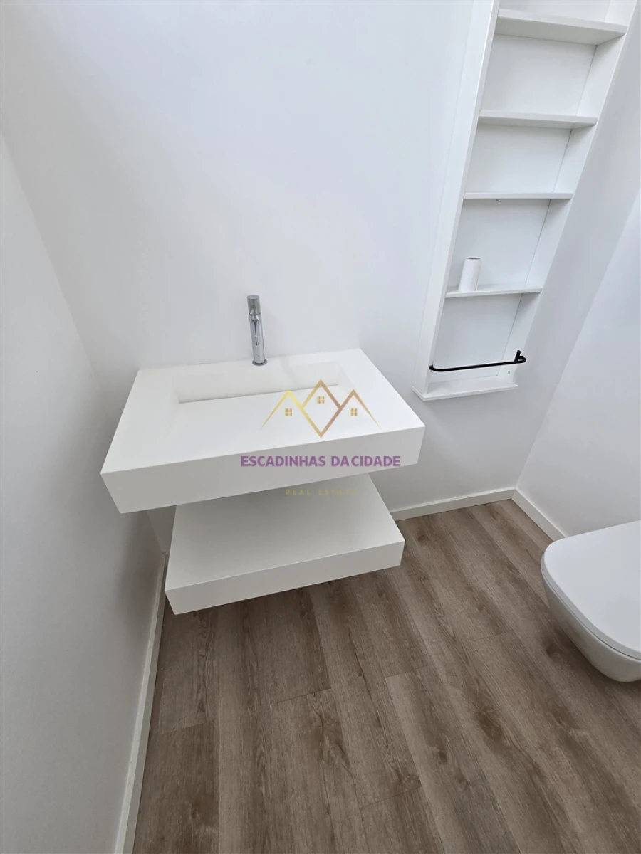 Moradia T3 para Venda em Vau Foto 36