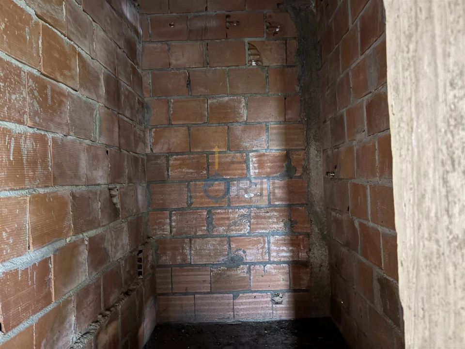 Moradia T0 para Venda em Castro Vicente Foto 18