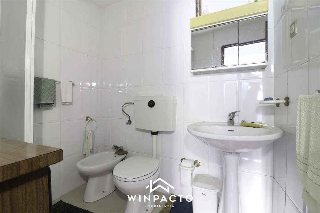 Moradia T2 para Venda em Santiago de Cassurrães e Póvoa de Cervães Foto 24