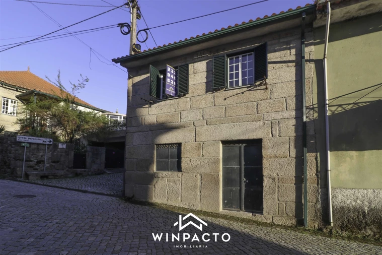 Moradia T2 para Venda em Santiago de Cassurrães e Póvoa de Cervães Foto 3