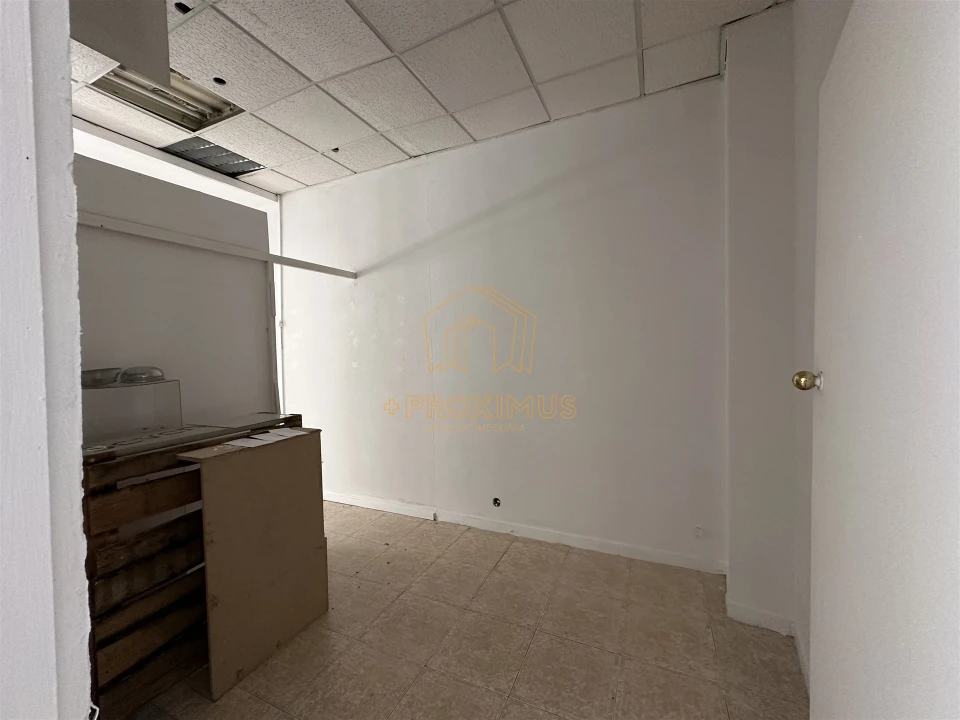 Loja para Venda em Buarcos Foto 15