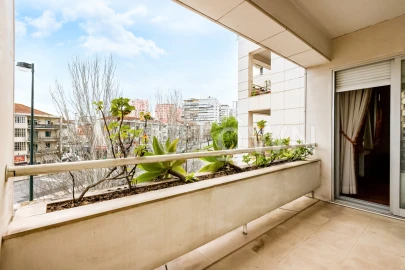 Apartamento T2 para Venda em Alvalade