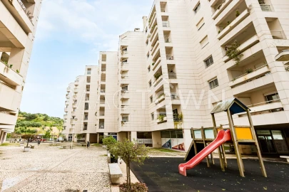 Apartamento T2 para Venda em Alvalade
