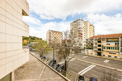 Apartamento T2 para Venda em Alvalade